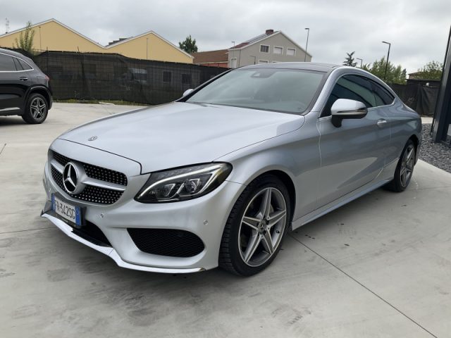 Mercedes-Benz C 220 d Coupé Sport - foto 3 di 4
