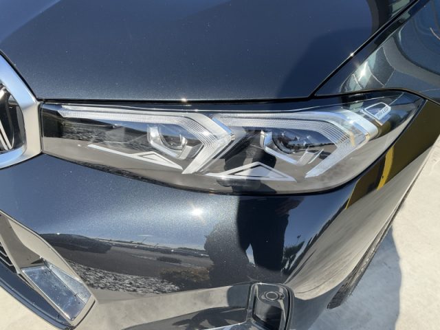 BMW 320 i Touring Msport - foto 4 di 4