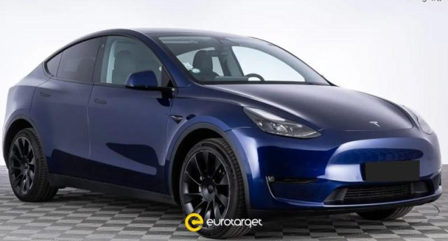 Tesla Model Y Long Range AWD - foto 3 di 4