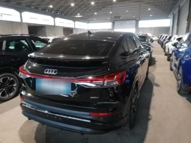 Audi Q4 e-tron Q4 SPB 50 e-tron quattro S line edition - foto 4 di 4