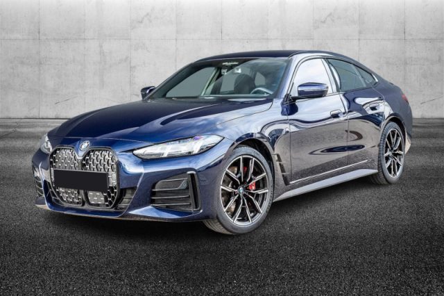 BMW 420 i Msport Pro semestrale a PIEVE DI CENTO