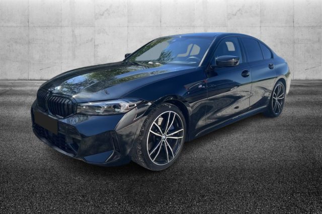 BMW 330 d 48V xDrive Msport Pro - foto 2 di 4