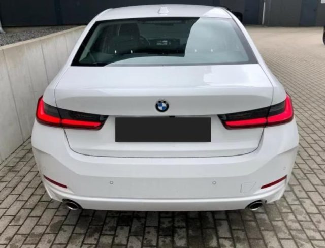 BMW 318 i - foto 4 di 4