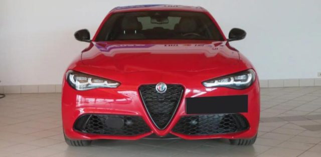 Alfa Romeo Giulia 2.0 Turbo 280 CV AT8 AWD Q4 Competizione - foto 3 di 4