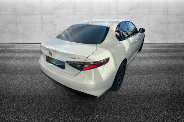 Alfa Romeo Giulia 2.0 Turbo 280 CV AT8 AWD Q4 Veloce - foto 4 di 4