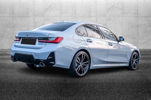 BMW 330 d 48V xDrive Msport - foto 4 di 4