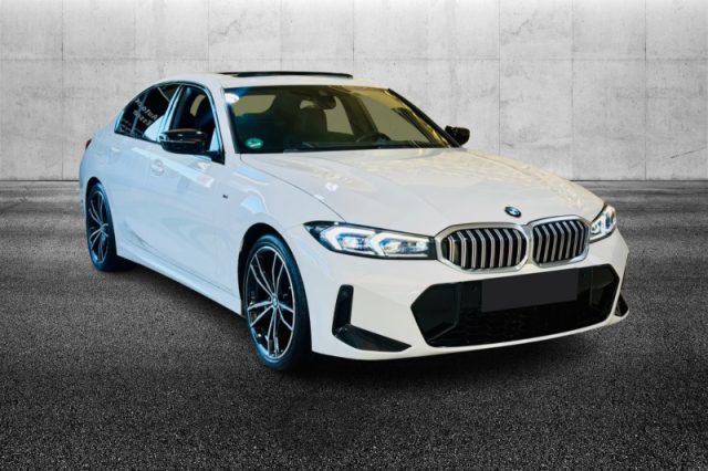 BMW 320 i Msport - foto 4 di 4