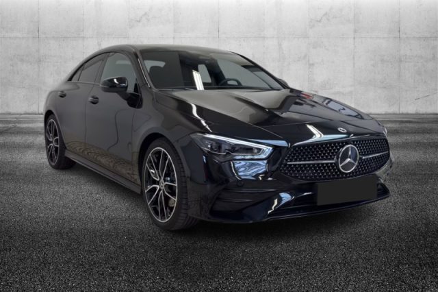Mercedes-Benz CLA 200 d Automatic AMG Line Premium - foto 4 di 4