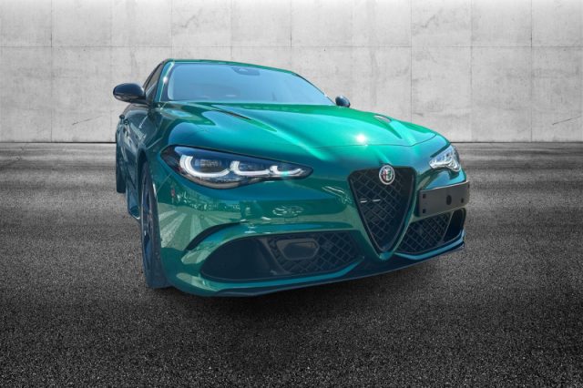 Alfa Romeo Giulia 2.9 V6 Bi-Turbo AT8 Quadrifoglio - foto 4 di 4