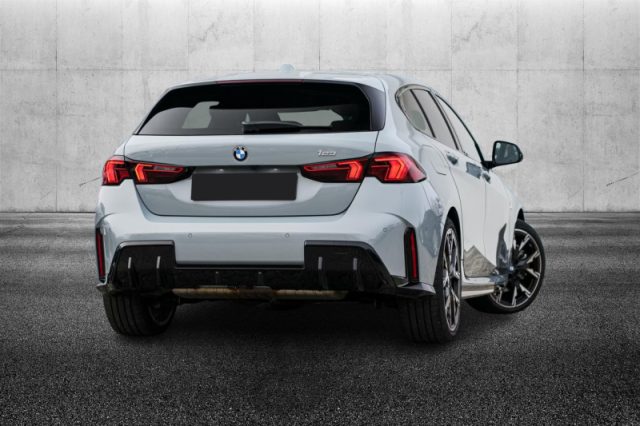 BMW 123 xDrive 48V MSport - foto 3 di 4