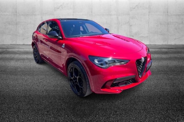 Alfa Romeo Stelvio 2.9 Bi-Turbo V6 520 CV AT8 Q4 Quadrifoglio - foto 4 di 4