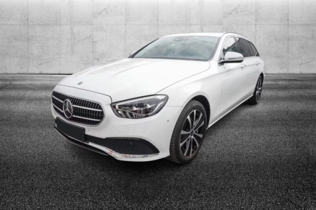 Mercedes-Benz E 300 de S.W. 4Matic Auto Plug in hybrid Business Sport usato a PIEVE DI CENTO