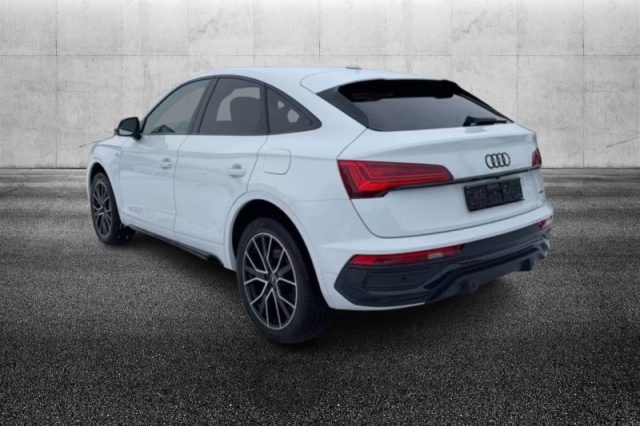 Audi Q5 SPB 50 TFSI e quattro S tronic S line - foto 4 di 4