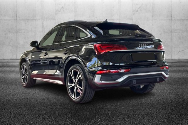 Audi Q5 50 TFSI e quattro S tronic S line - foto 4 di 4