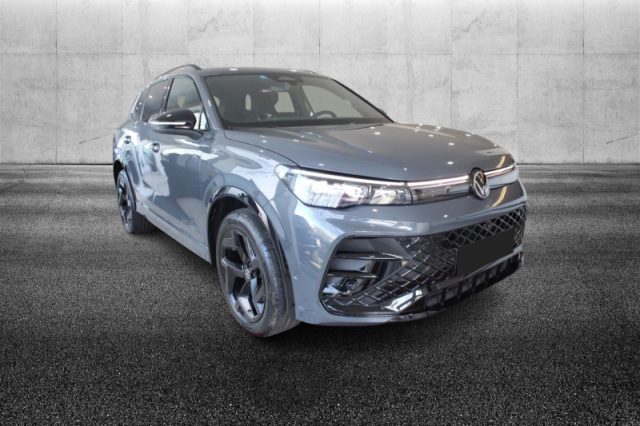 Volkswagen Tiguan 2.0 TDI 193 CV DSG 4MOTION R-Line semestrale a PIEVE DI CENTO