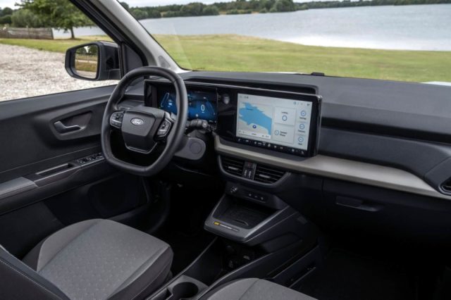 Ford Tourneo Courier PC Trend E- nuovo a PIEVE DI CENTO