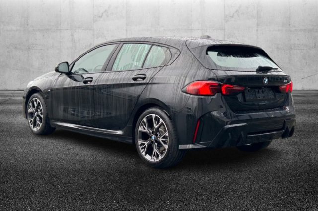 BMW 120 48V MSport - foto 3 di 4
