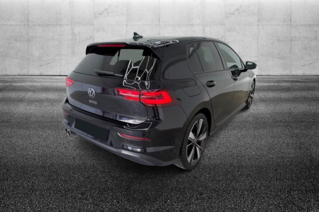 Volkswagen Golf 2.0 TDI DSG GTD - foto 2 di 4