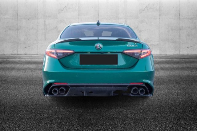 Alfa Romeo Giulia 2.9 V6 Bi-Turbo AT8 Quadrifoglio - foto 4 di 4