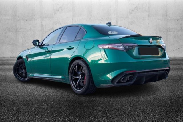 Alfa Romeo Giulia 2.9 V6 Bi-Turbo AT8 Quadrifoglio - foto 4 di 4
