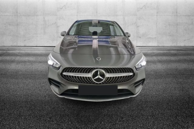 Mercedes-Benz B 200 Automatic AMG Line Premium - foto 4 di 4