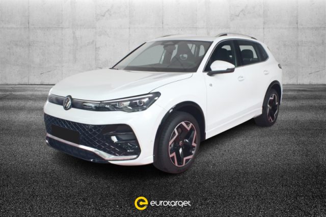 Volkswagen Tiguan 2.0 TDI 150 CV DSG R-Line semestrale a PIEVE DI CENTO