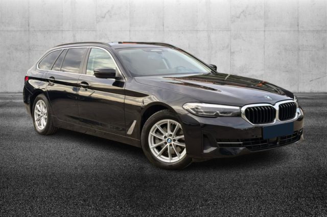 BMW 520 d 48V Touring Business - foto 4 di 4