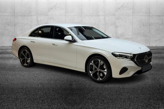 Mercedes-Benz E 300 e hybrid EQ Advanced Plus - foto 3 di 4