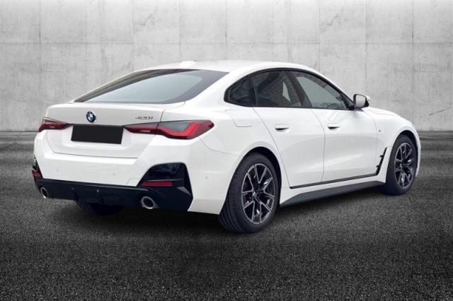 BMW 420 i Msport - foto 4 di 4