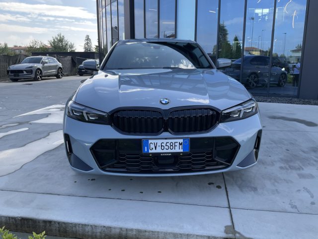 BMW 320 d 48V Msport - foto 2 di 4