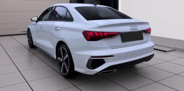 Audi A3 Sedan 30 TDI S tronic S line edition - foto 3 di 4