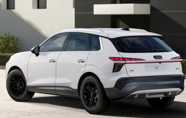 Audi Q3 TFSI 150 kW S tronic quattro Business - foto 4 di 4