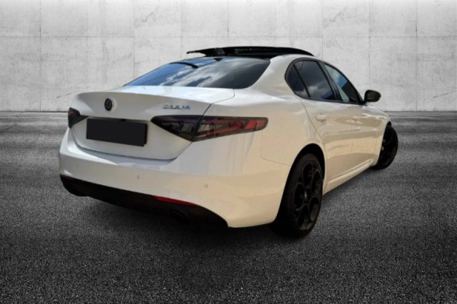 Alfa Romeo Giulia 2.2 Turbodiesel 160 CV AT8 Sprint - foto 3 di 4