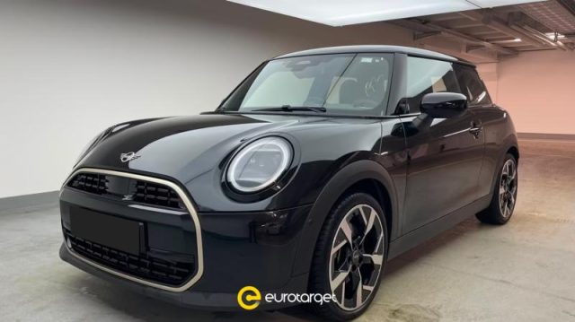 MINI Mini Cooper C Favoured usato a PIEVE DI CENTO