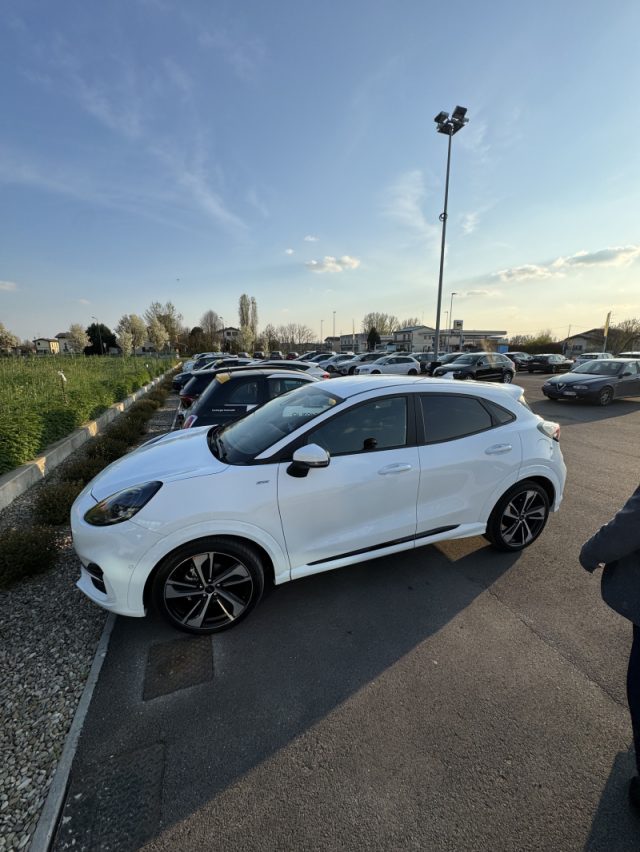 Ford Puma 1.0 EcoBoost Hybrid 125 CV S&S aut. ST-Line X - foto 2 di 4