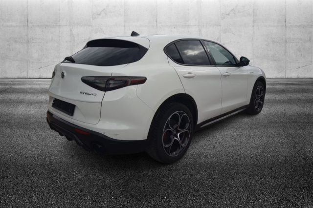 Alfa Romeo Stelvio 2.2 Turbodiesel 210 CV AT8 Q4 Veloce - foto 4 di 4