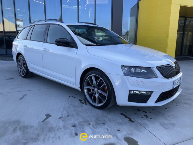 Skoda Octavia 2.0 TDI CR 4x4 DSG Wagon RS usato a PIEVE DI CENTO
