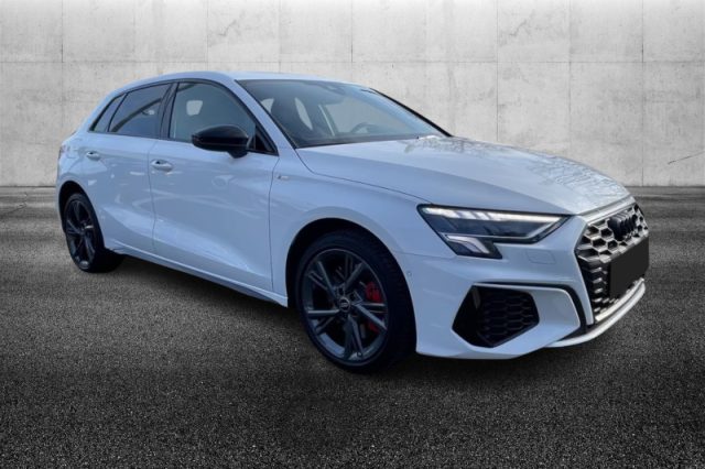 Audi A3 SPB 45 TFSI e S tronic S line edition - foto 3 di 4