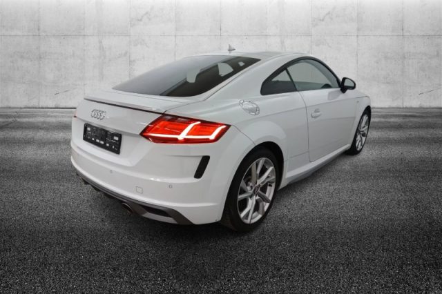 Audi TT Coupé 45 TFSI S tronic - foto 4 di 4