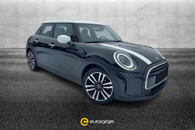 MINI Cooper 1.5 Cooper Classic 5 porte usato a PIEVE DI CENTO