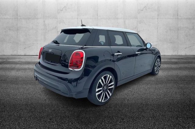 MINI Cooper 1.5 Cooper Classic 5 porte - foto 4 di 4