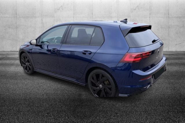 Volkswagen Golf 1.5 eTSI 150 CV EVO ACT DSG R-Line - foto 3 di 4