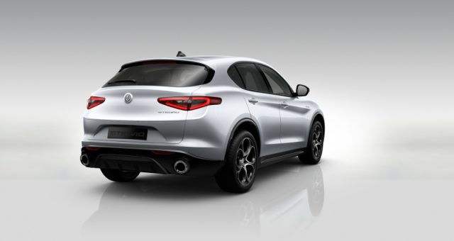 Alfa Romeo Stelvio 2.9 Bi-Turbo V6 520 CV AT8 Q4 Quadrifoglio - foto 4 di 4
