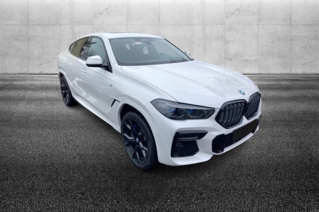 BMW X6 xDrive30d 48V Msport - foto 3 di 4