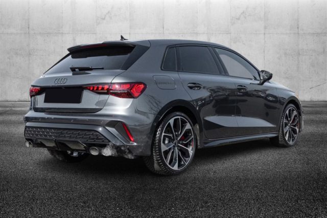 Audi S3 SPB TFSI quattro S tronic - foto 3 di 4