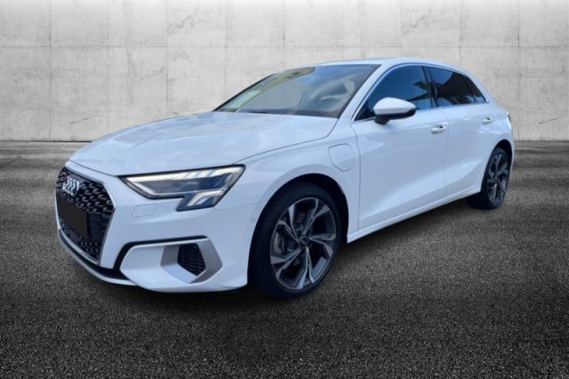 Audi A3 SPB 40 TFSI e S tronic Business Advanced usato a PIEVE DI CENTO