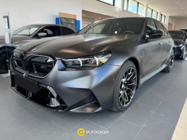 BMW M5 S. 5(G60/61/90/99) semestrale a PIEVE DI CENTO