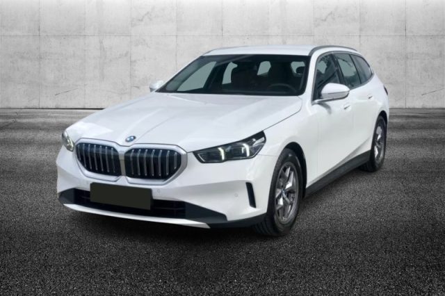 BMW 520 d 48V sDrive Touring semestrale a PIEVE DI CENTO