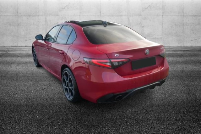 Alfa Romeo Giulia 2.0 Turbo 280 CV AT8 AWD Q4 Competizione - foto 3 di 4