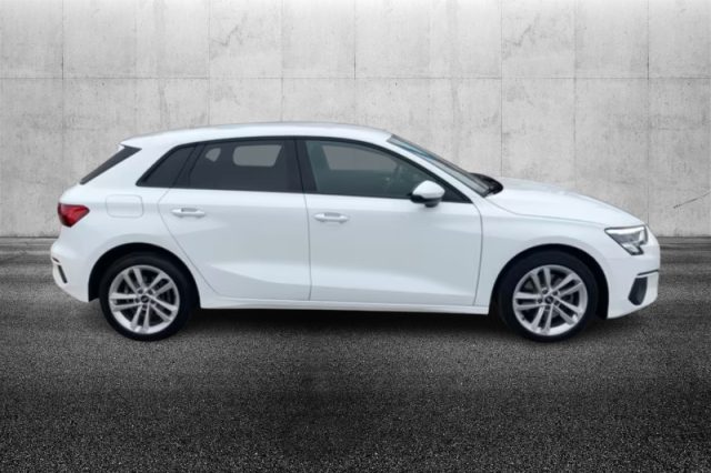 Audi A3 SPB 40 TFSI e S tronic - foto 4 di 4